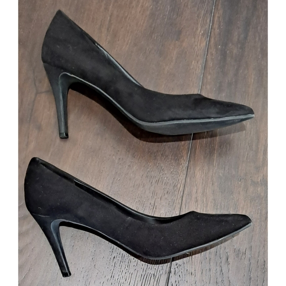 OLD NAVY Black suede heels 8 - Picture 3 of 8